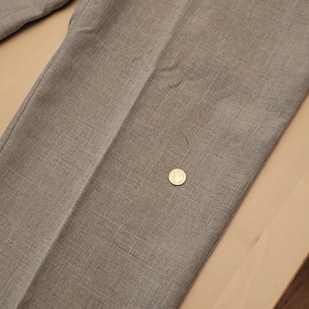 Vintage 1980s Scarlet Pleated Grey Pantsuit with Slit and Button Details - Picture 16 of 16